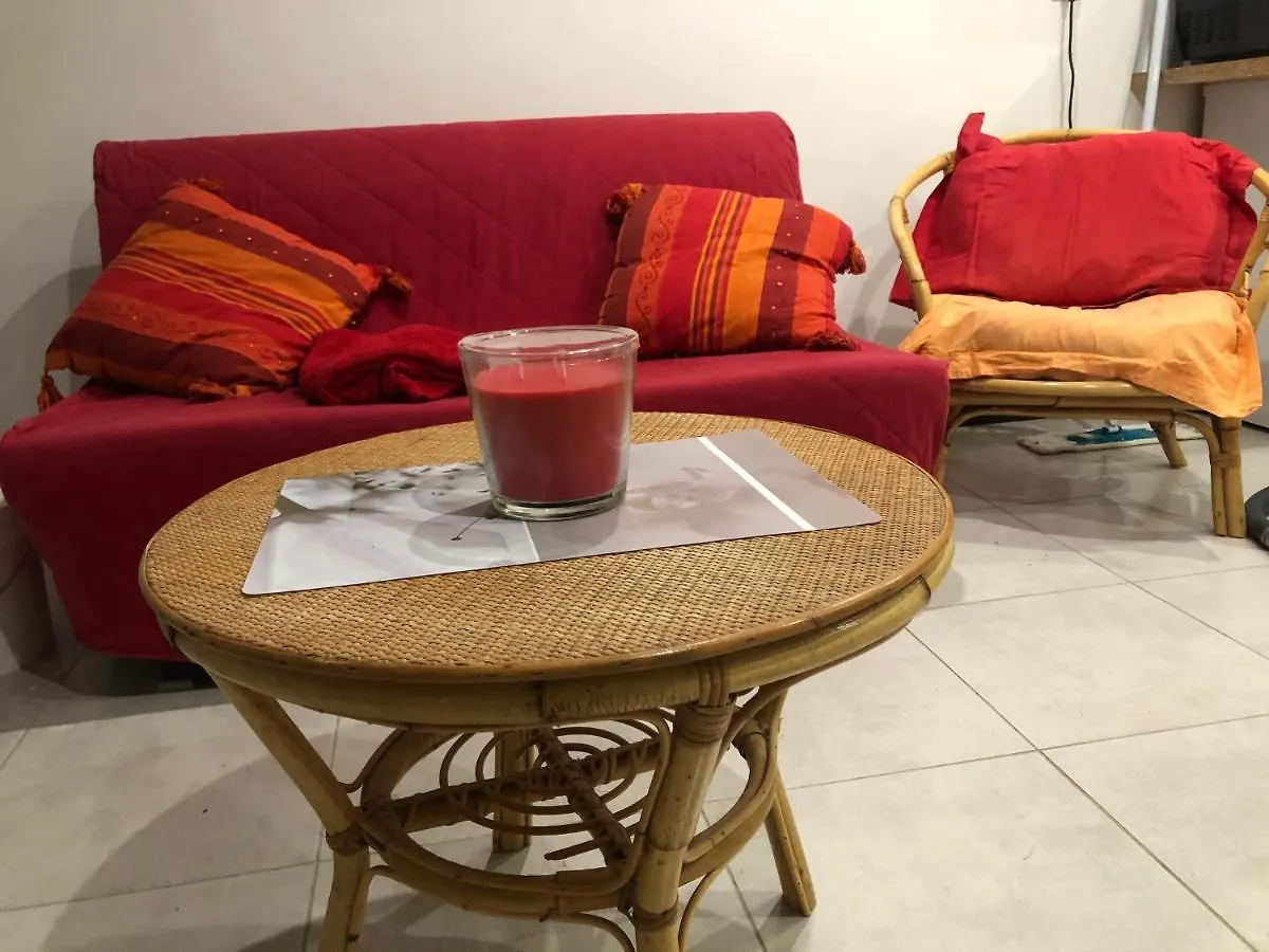 Iska Apartment Cherrueix 0*,  France